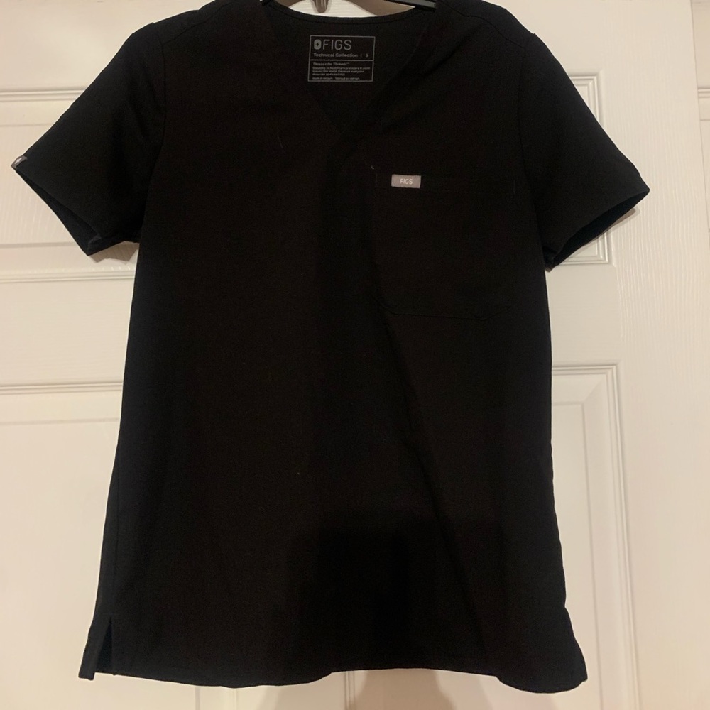 Black figs set scrubs